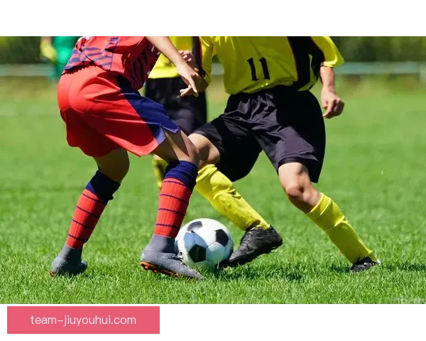 以巴埃纳国家队球员受伤落泪激励团队精神瞬间回顾