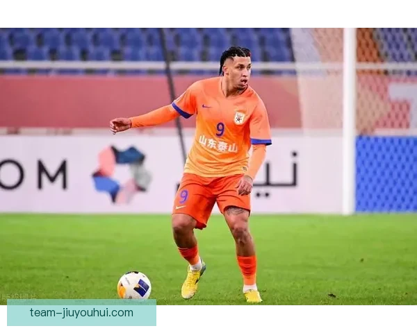 山东泰山亚冠主场克雷桑凭个人能力逆转比赛成关键人物